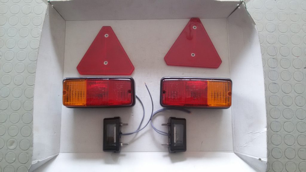 Coppia Fanali Posteriori - Compatibile Per Audi TT (10/98>) - Cromo - 3